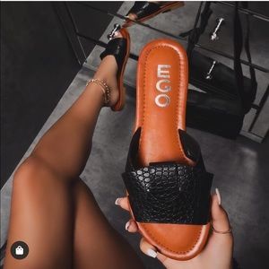 Black croc print flat sandals